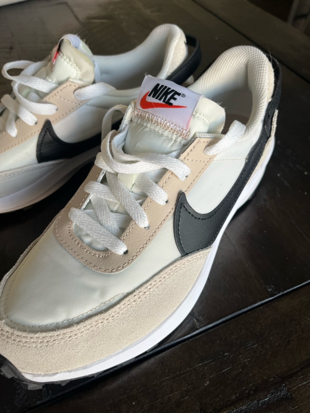 Nike women’s 7.5 sneakers